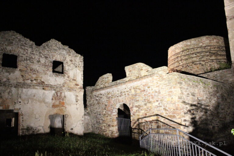 Iluminacja Ruin Huty Józef